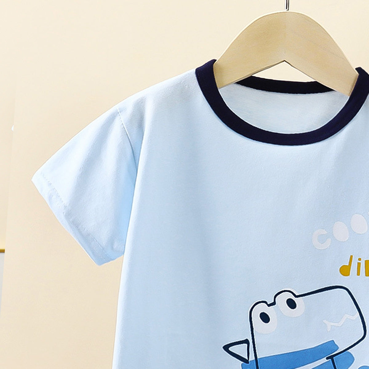 Boys Printed Short Sleeves Pure Cotton T-shirt With Trousers