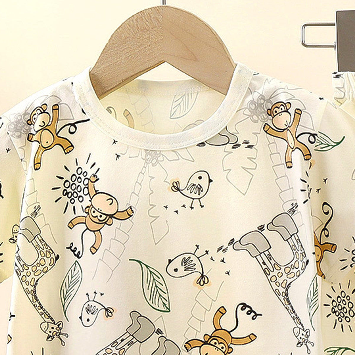 Boys Printed Short Sleeves Pure Cotton T-shirt With Trousers