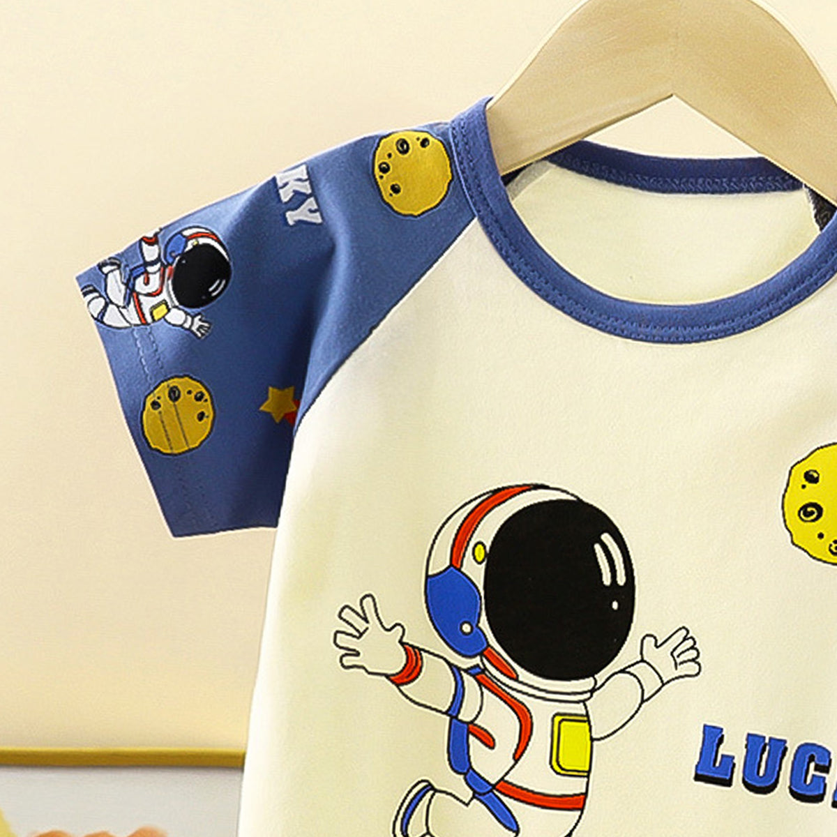 Boys Printed Short Sleeves Pure Cotton T-shirt With Trousers