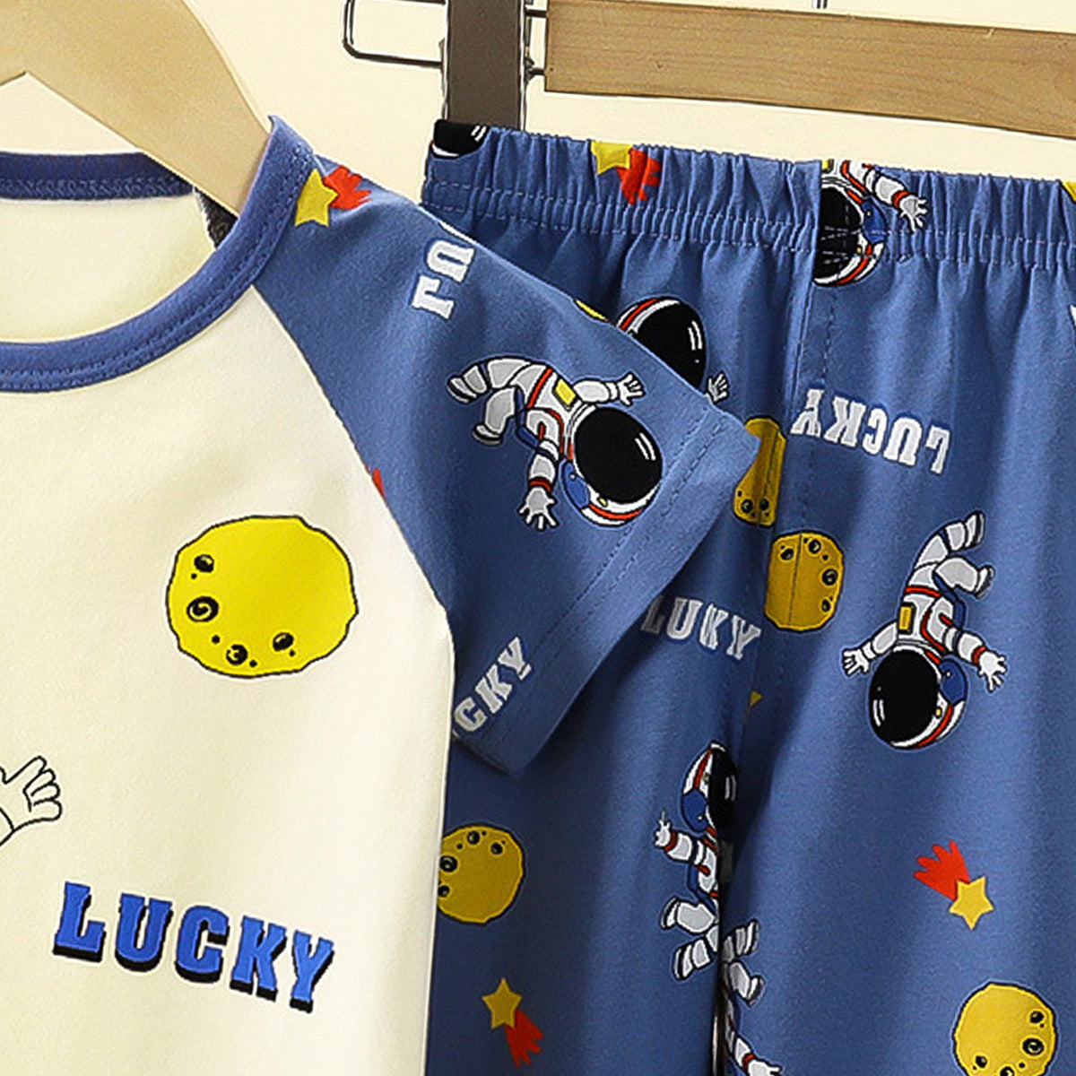 Boys Printed Short Sleeves Pure Cotton T-shirt With Trousers