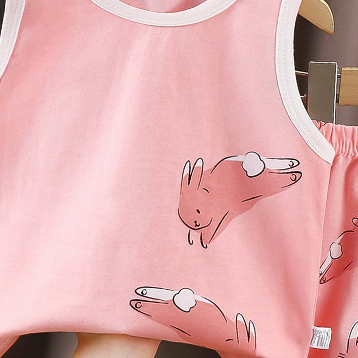 Girls Printed Round Neck Pure Cotton T-shirt With Shorts