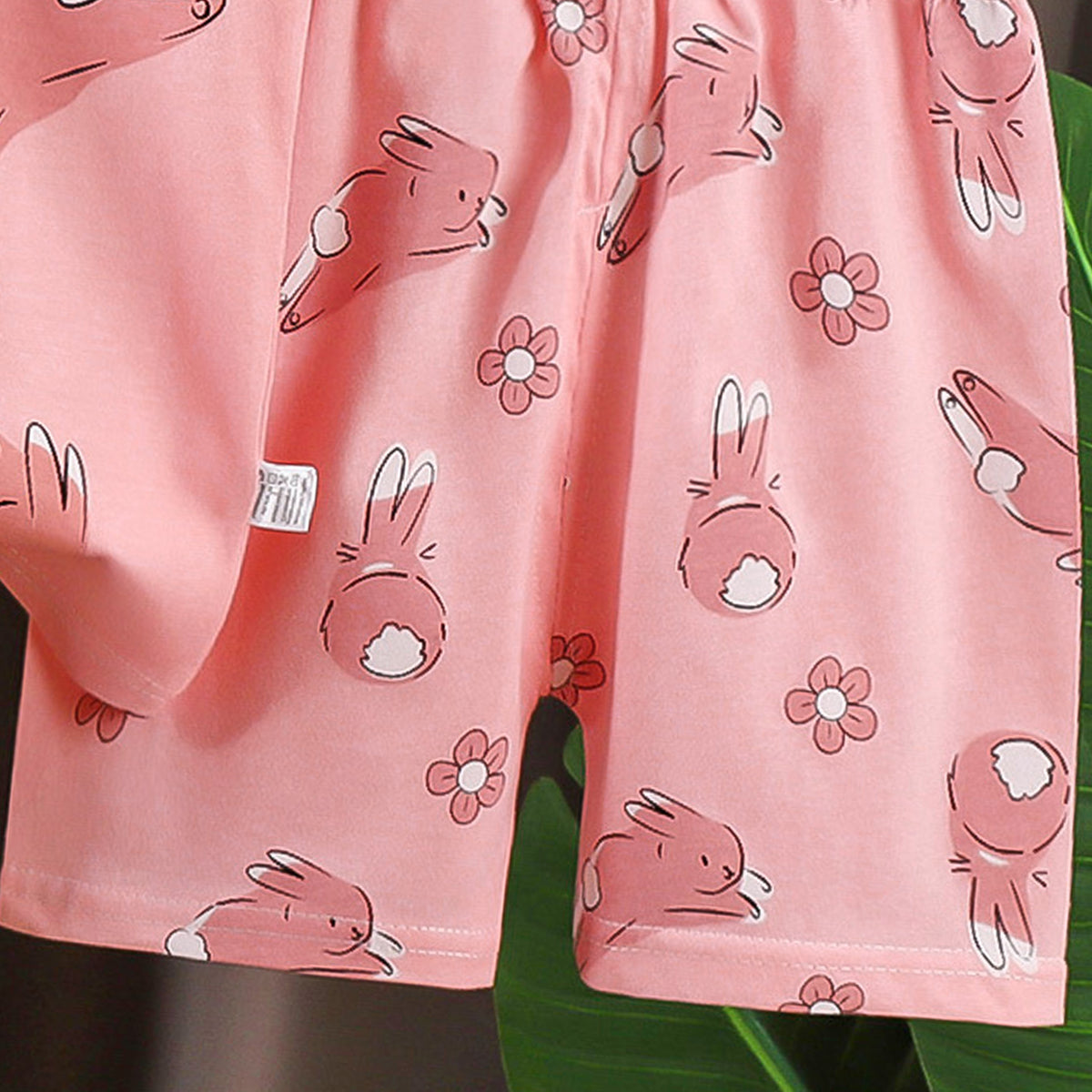 Girls Printed Round Neck Pure Cotton T-shirt With Shorts