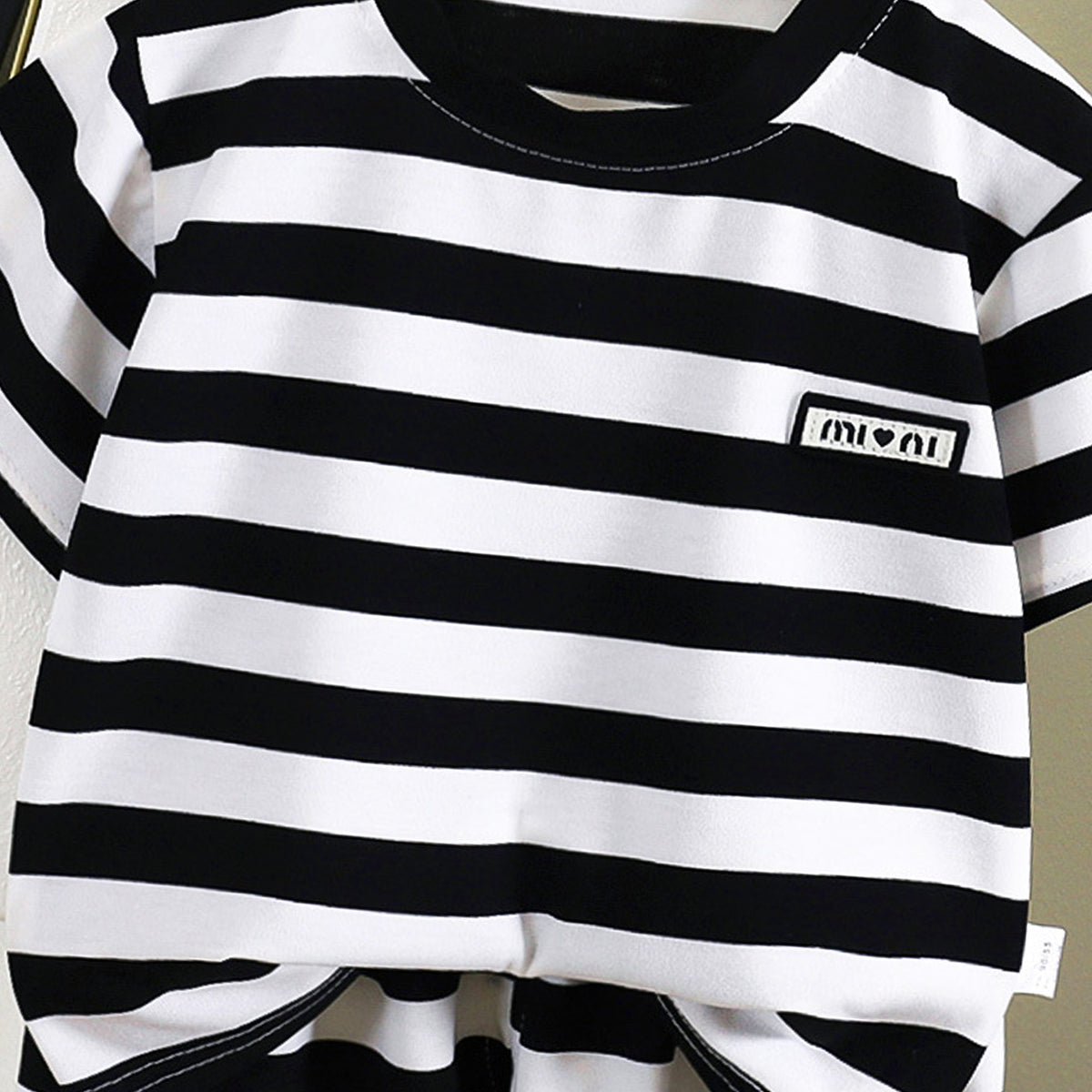 Boys Striped Short Sleeves T-shirt With Shorts