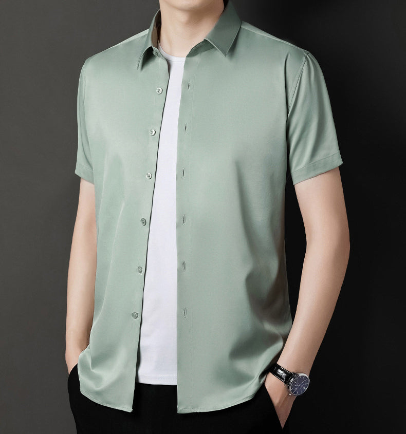 Men Slim Fit Solid Spread Collar Casual Shirt