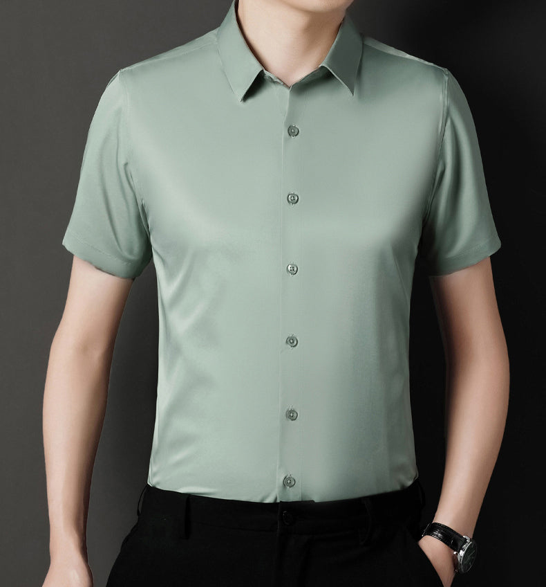 Men Slim Fit Solid Spread Collar Casual Shirt