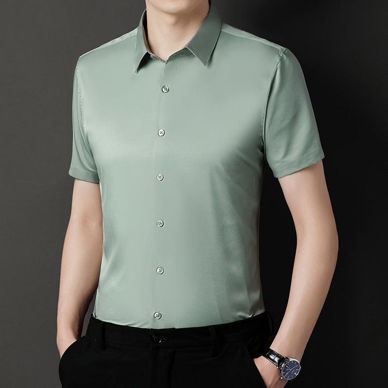 Men Slim Fit Solid Spread Collar Casual Shirt
