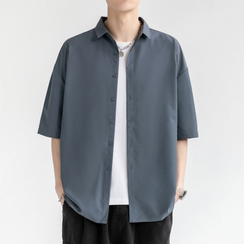 Men Solid Spread Collar Casual Shirt