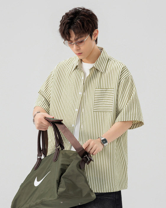 Men Vertical Striped Spread Collar Casual Shirt