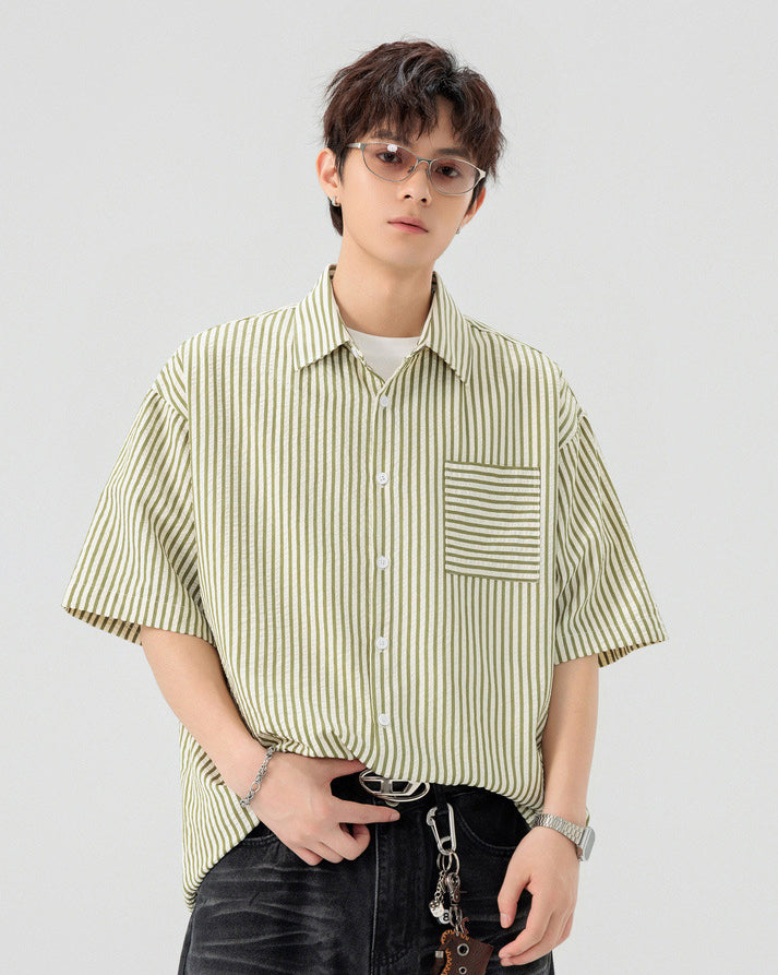 Men Vertical Striped Spread Collar Casual Shirt