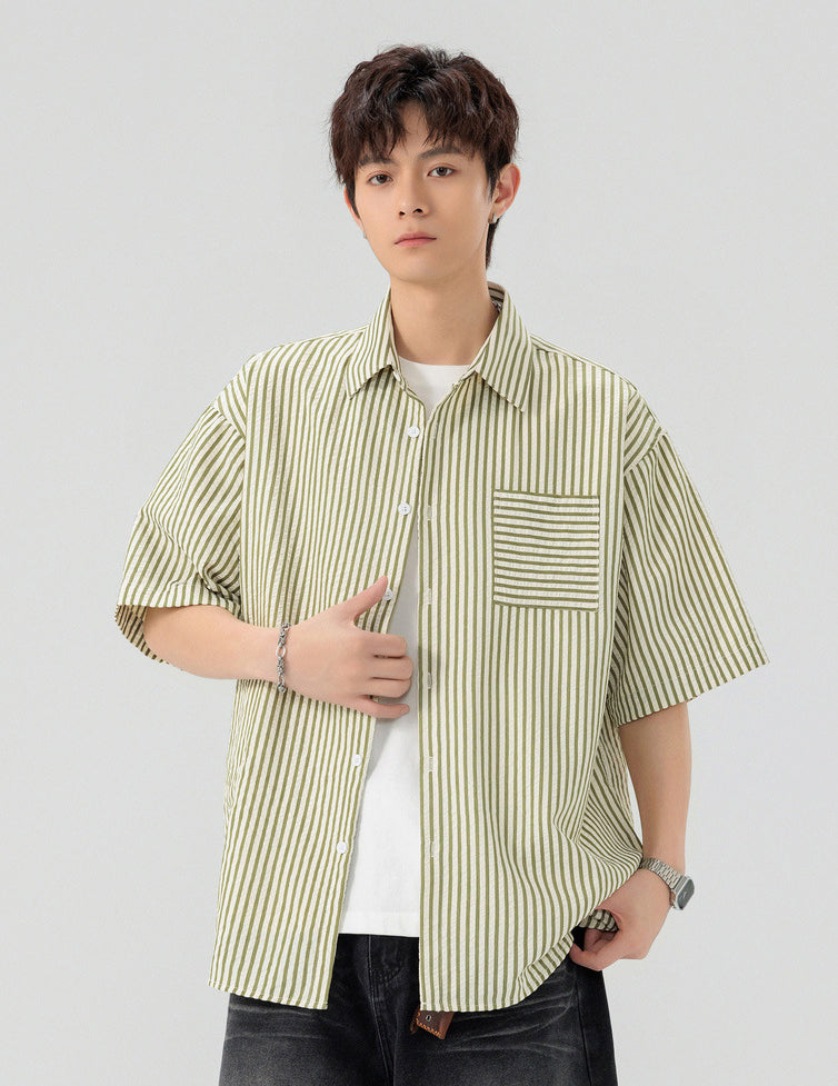 Men Vertical Striped Spread Collar Casual Shirt