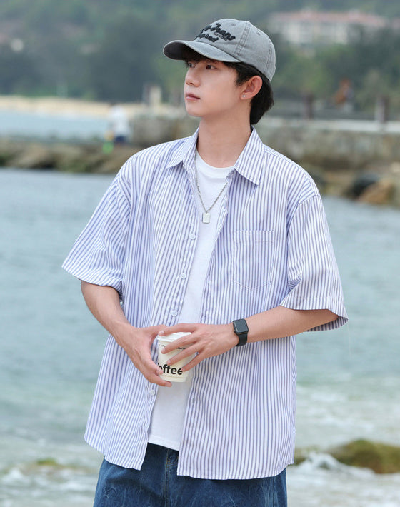 Men Vertical Striped Spread Collar Casual Shirt
