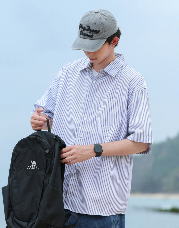 Men Vertical Striped Spread Collar Casual Shirt
