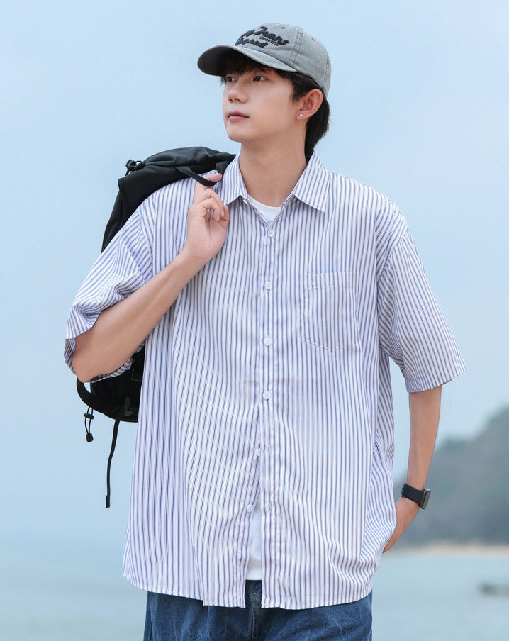 Men Vertical Striped Spread Collar Casual Shirt