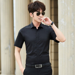 Men Solid Spread Collar Casual Shirt