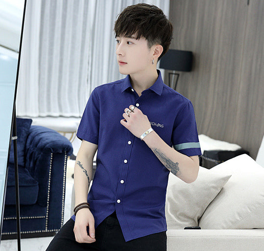 Men Solid Spread Collar Casual Shirt