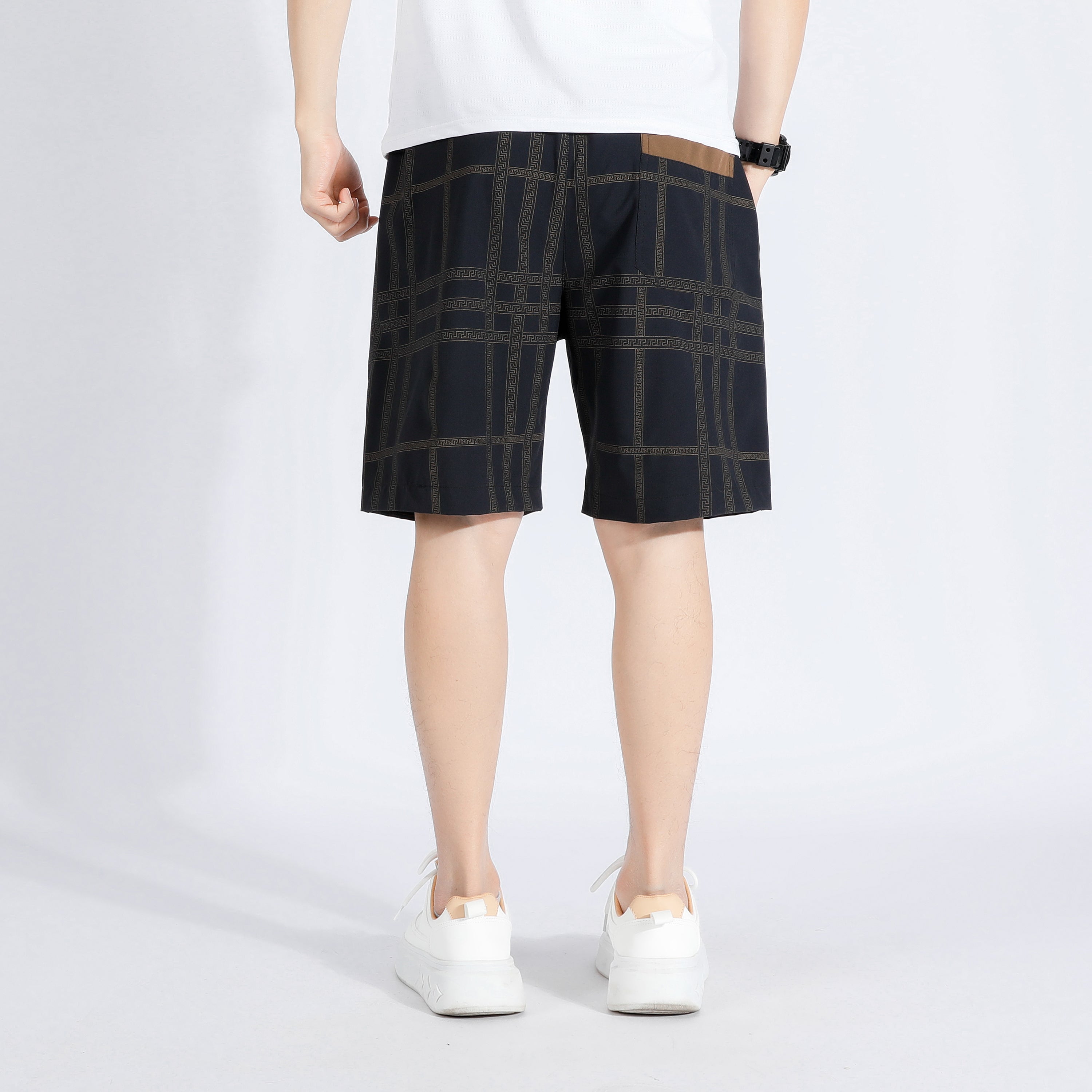 Men Checked Mid-Rise Regular Fit Shorts