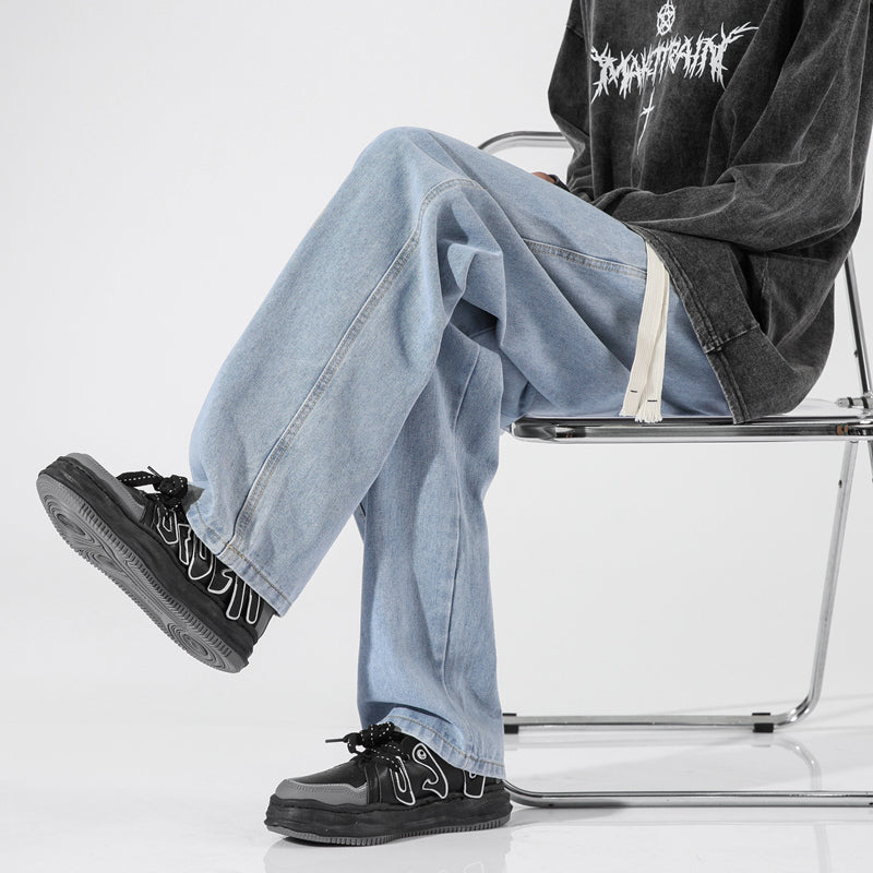 Men Straight Fit Mid-Rise Light Fade Jeans