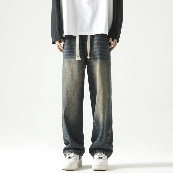 Men Relaxed Fit Mid-Rise Light Fade Jeans