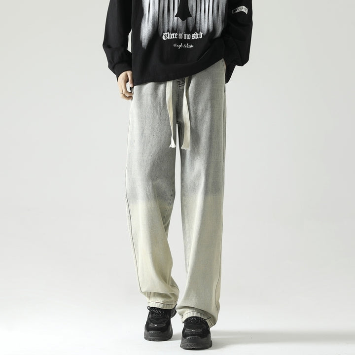 Men Relaxed Fit Mid-Rise Light Fade Jeans