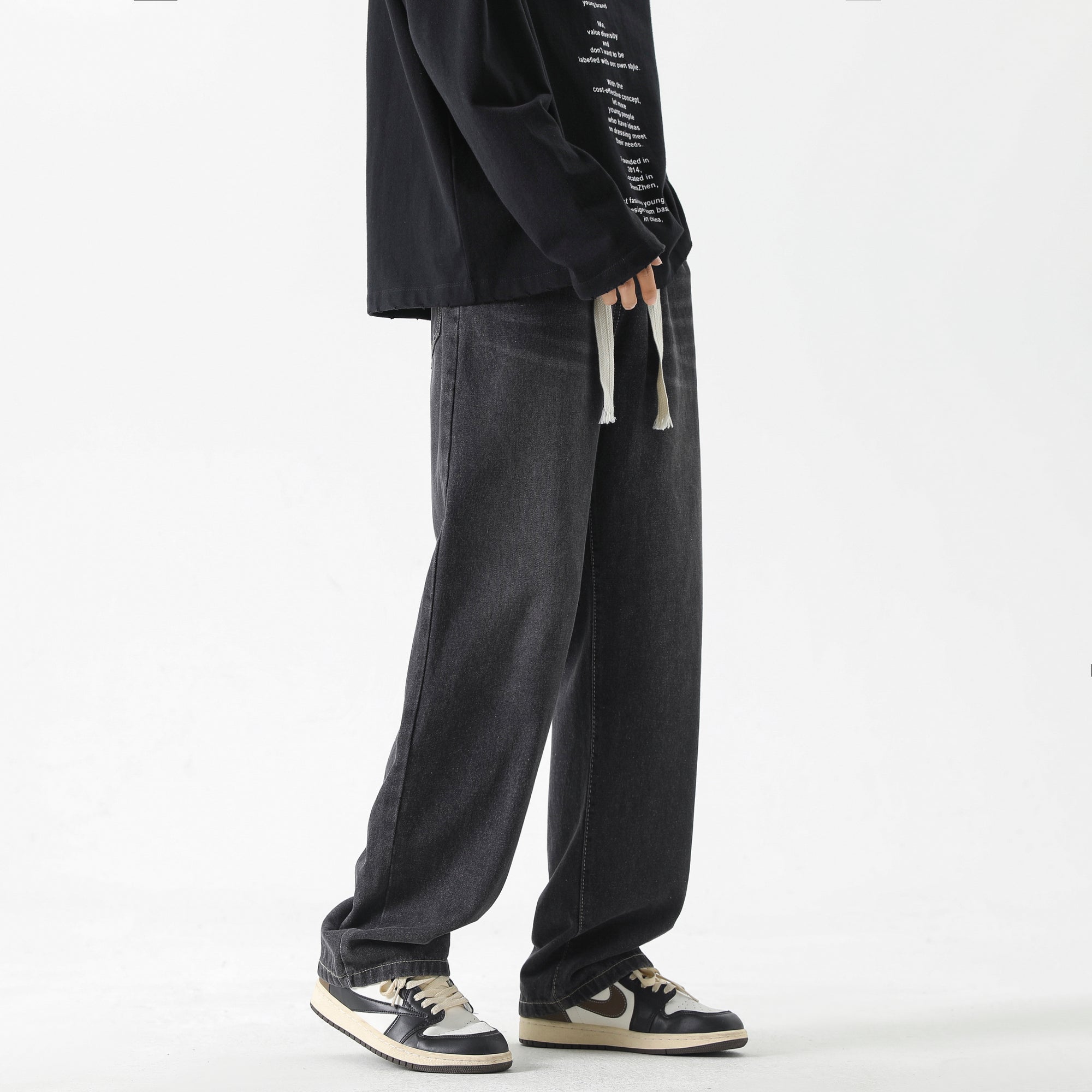Men Straight Fit Mid-Rise Light Fade Jeans