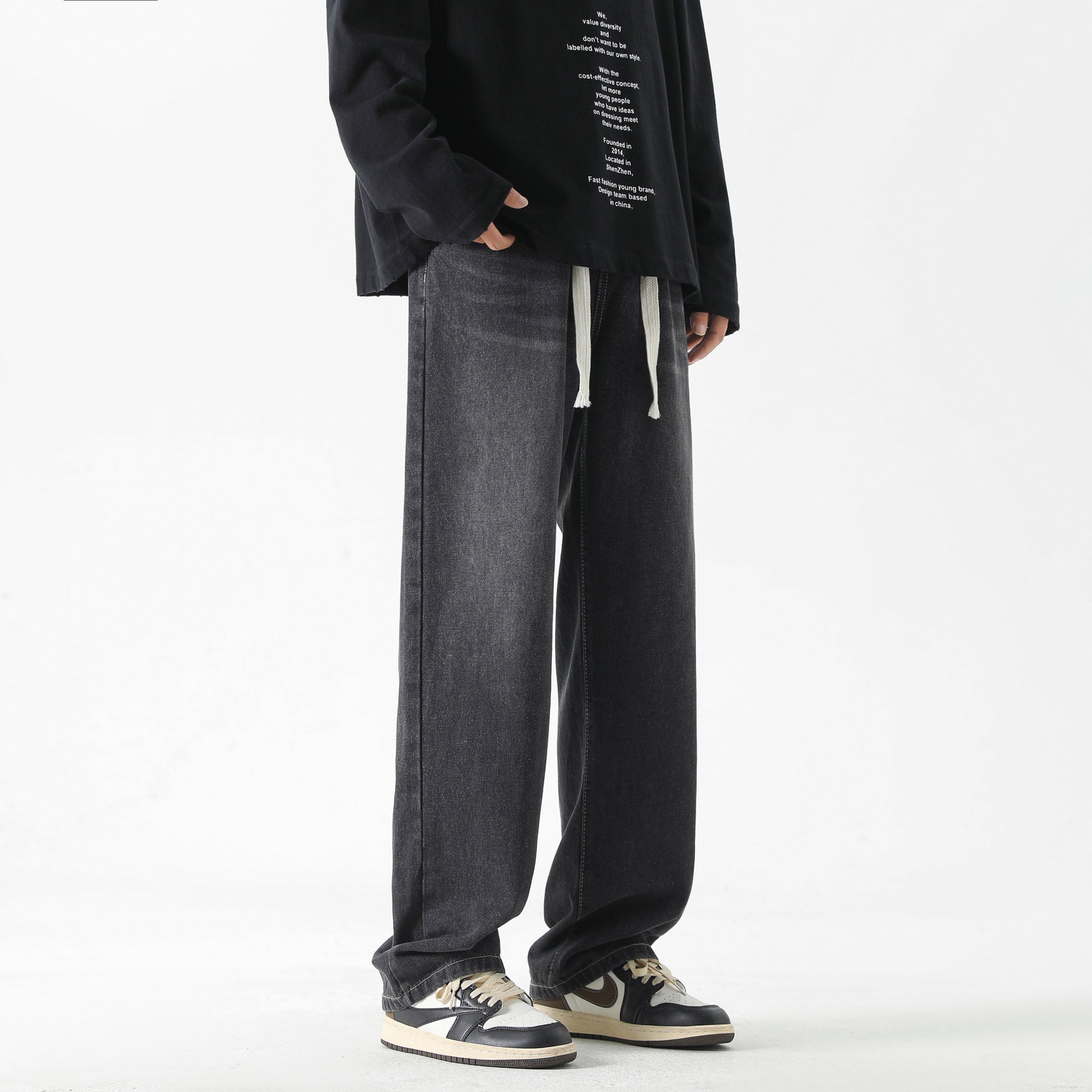 Men Straight Fit Mid-Rise Light Fade Jeans