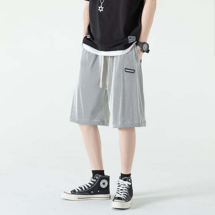 Men Printed Low-Rise Shorts