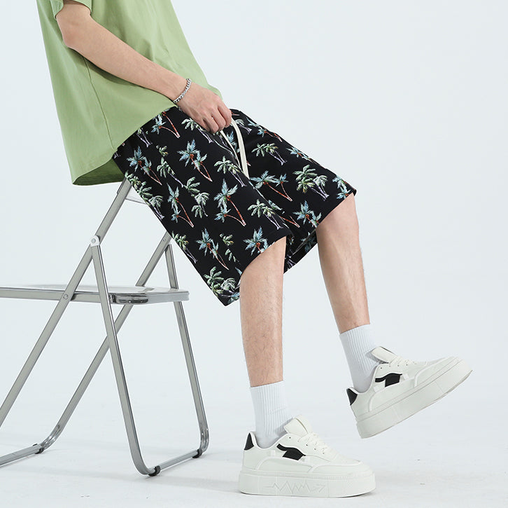 Men Floral Printed Low-Rise Shorts