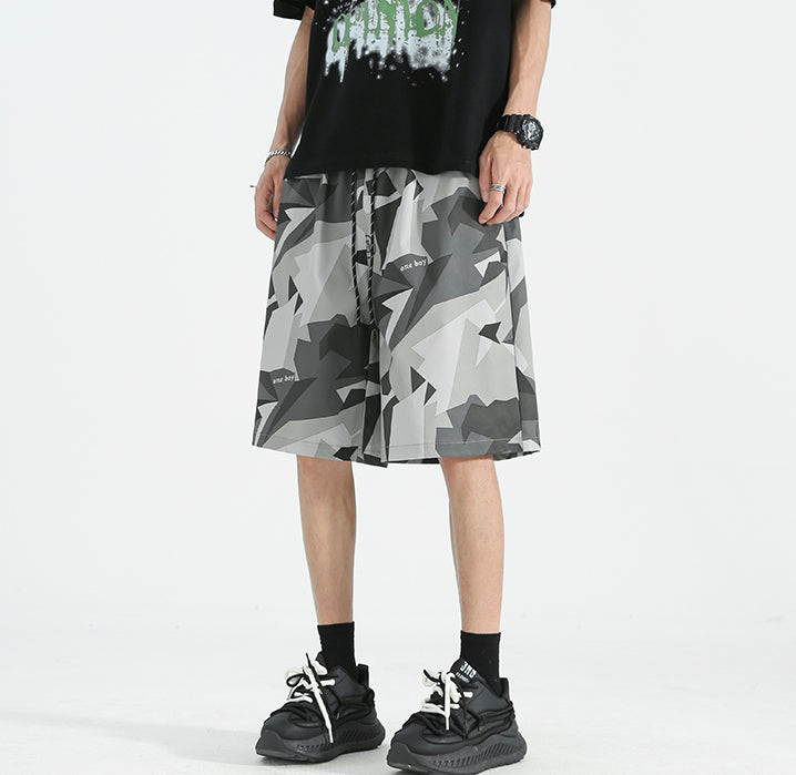 Men Printed Low-Rise Shorts