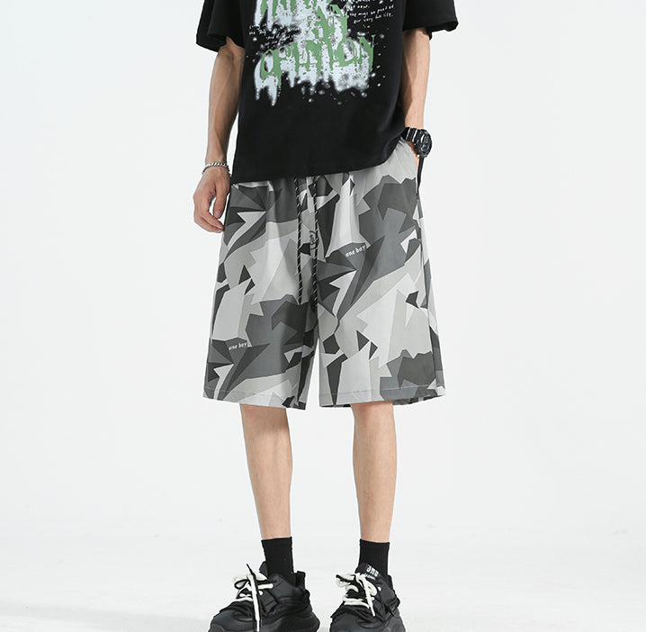 Men Printed Low-Rise Shorts