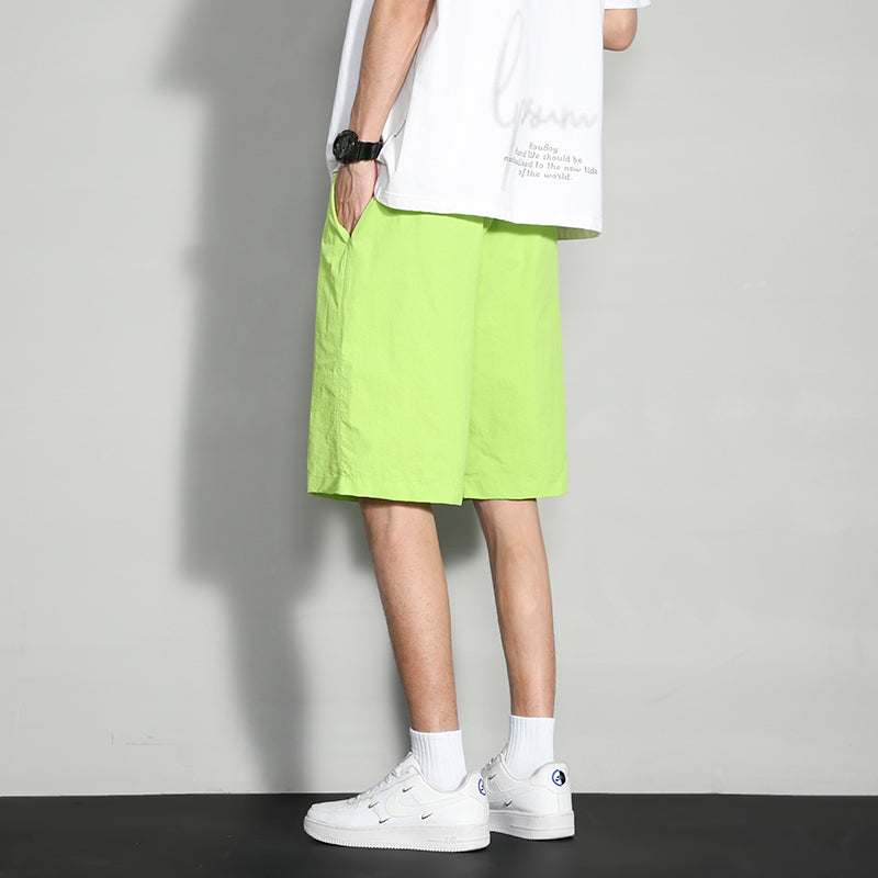 Men Low-Rise Outdoor Shorts