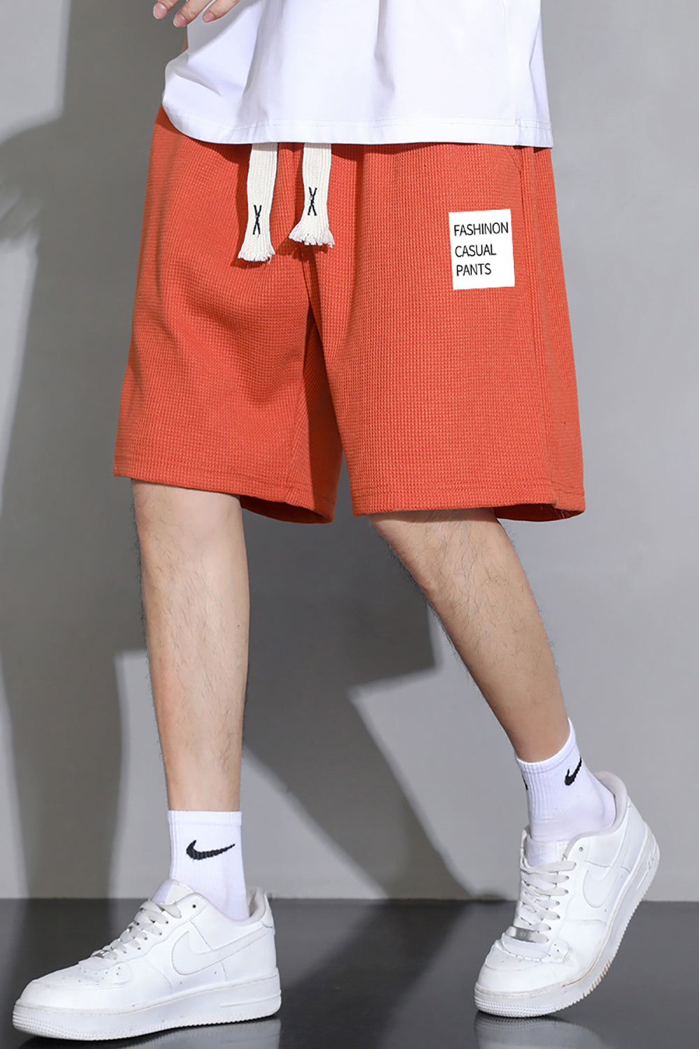 Men Printed Mid-Rise Shorts