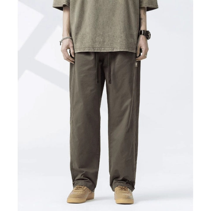 Men Regular Fit Mid-Rise Easy Wash Trousers