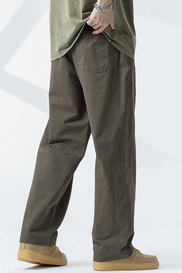Men Regular Fit Mid-Rise Easy Wash Trousers