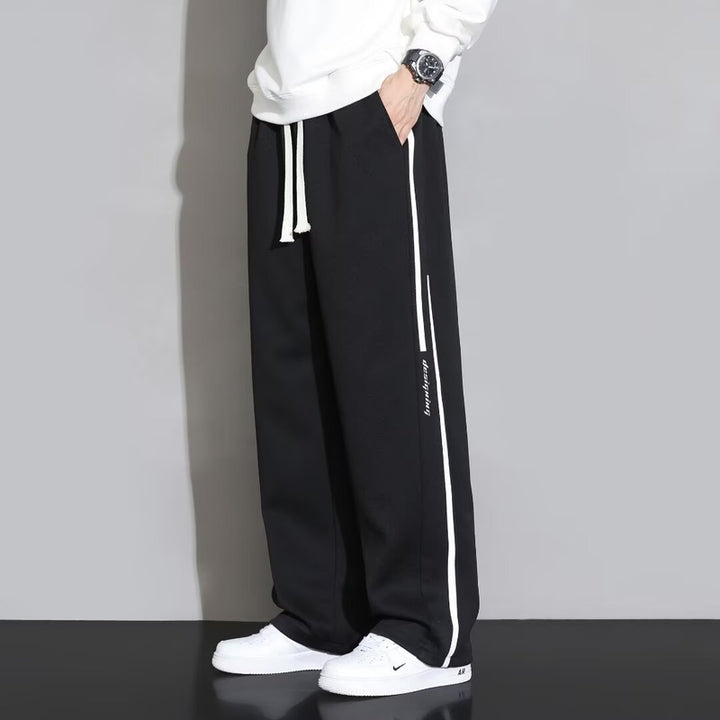 Men Solid Easy Wash Trousers