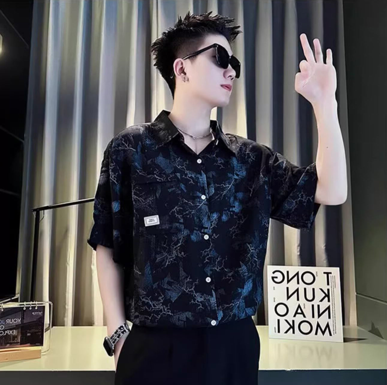 Revolte Men Abstract Printed Casual Shirt
