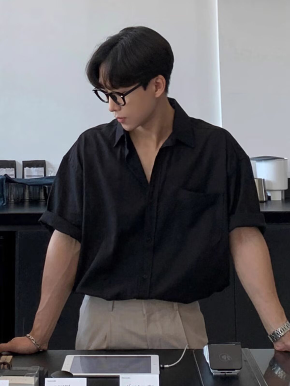 Slim Collar Short Sleeves Shirt