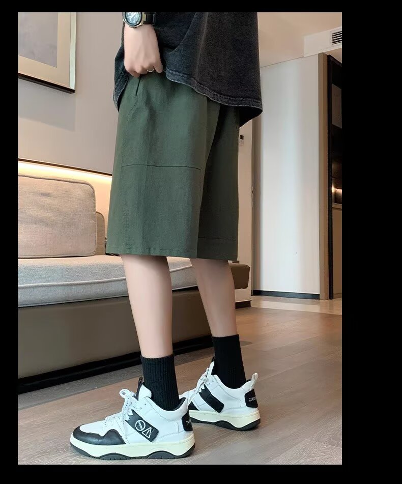 Men Low-Rise Outdoor Shorts