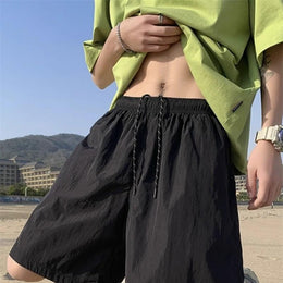 Men Loose Fit Low-Rise Outdoor Shorts