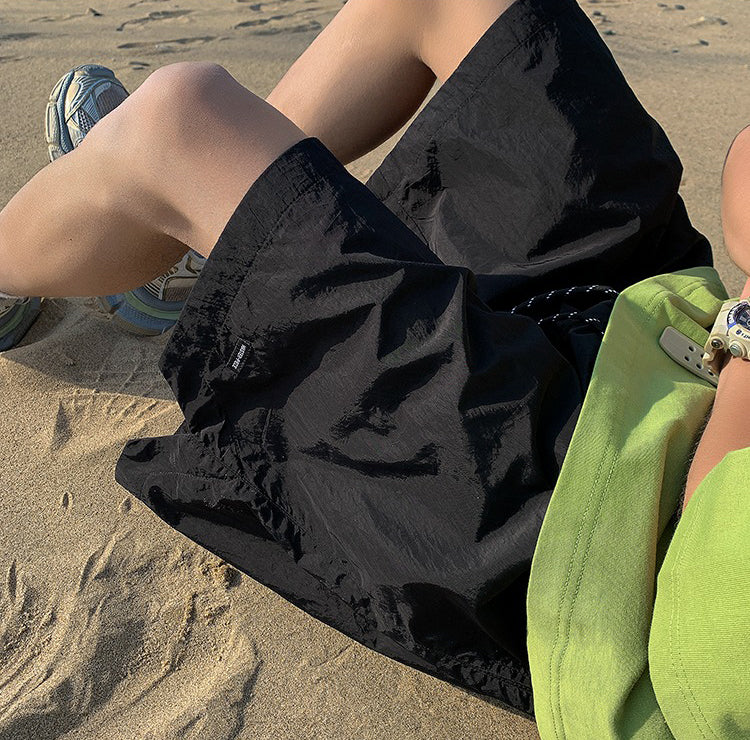 Men Loose Fit Low-Rise Outdoor Shorts