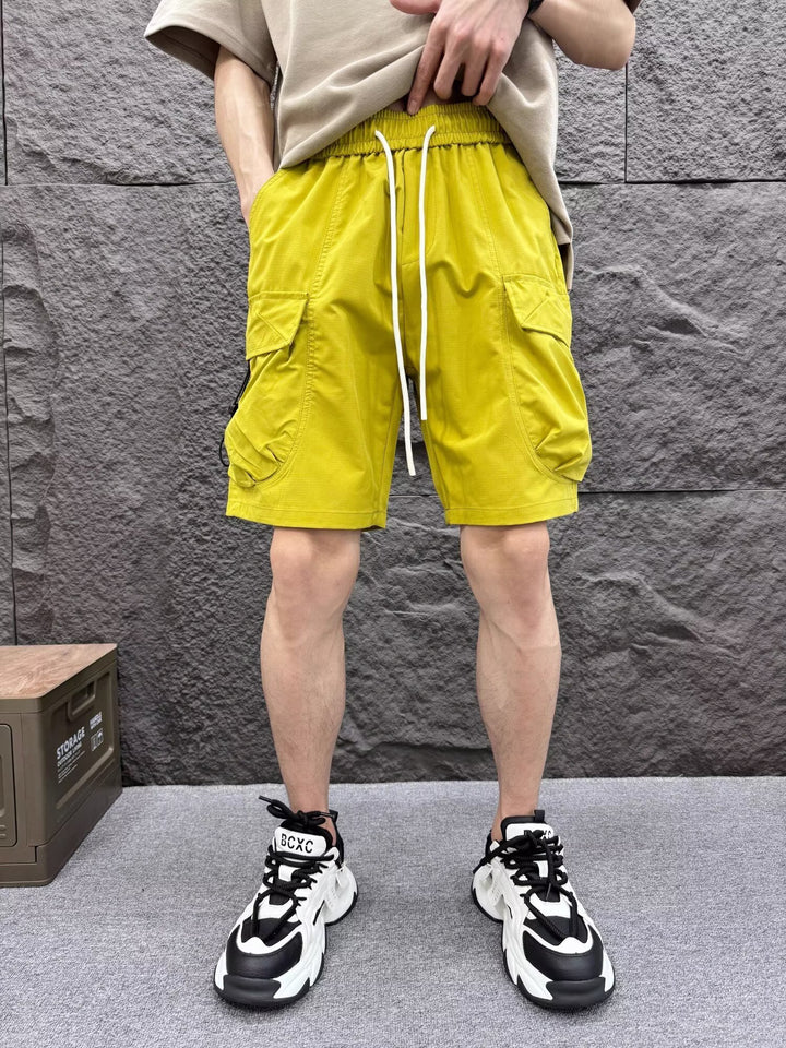 Men Low-Rise Regular Fit Cargo Shorts