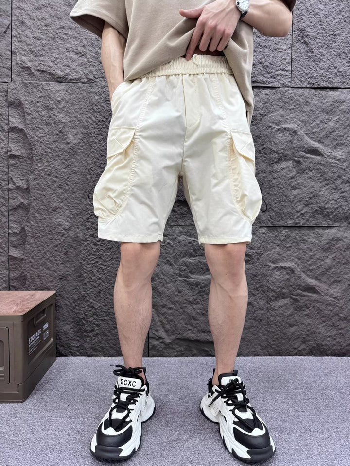 Men Low-Rise Cargo Shorts
