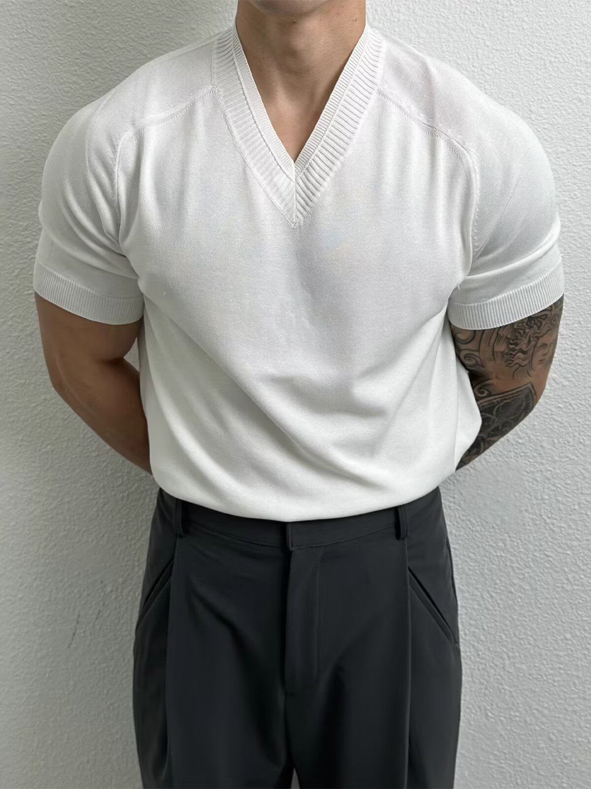 V-Neck Short Sleeves T-shirt