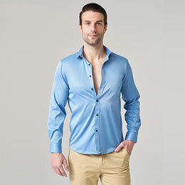Men Slim Fit Solid Spread Collar Casual Shirt
