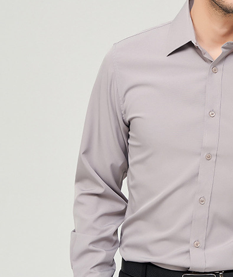 Men Solid Spread Collar Casual Shirt