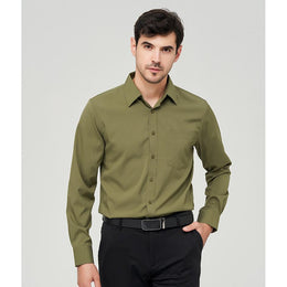 Men Solid Spread Collar Cotton Casual Shirt