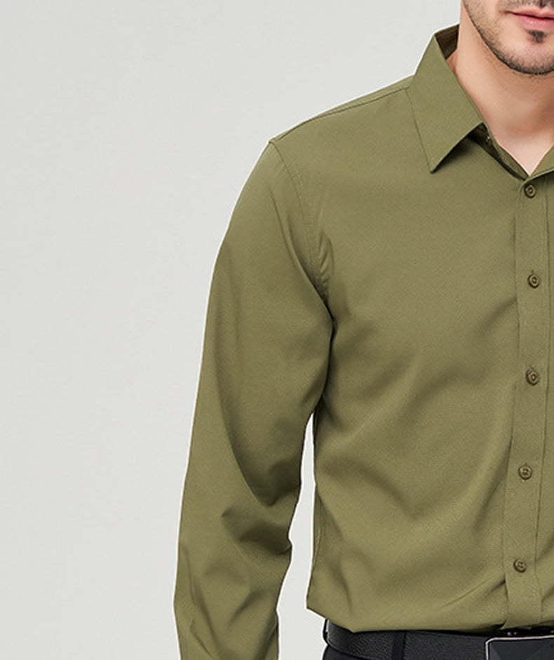 Men Solid Spread Collar Cotton Casual Shirt
