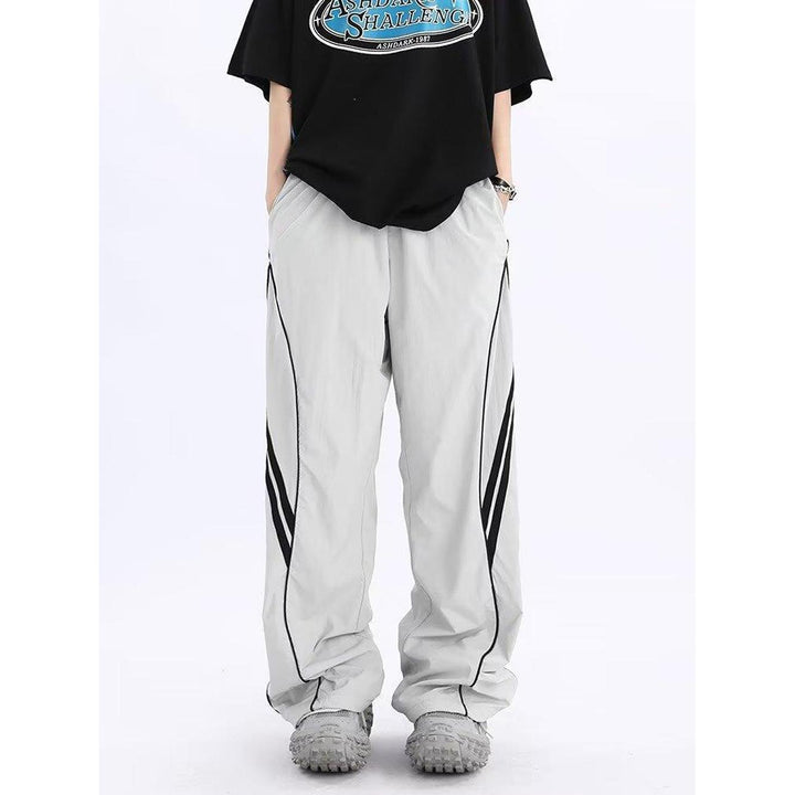 Men Loose Fit Trousers