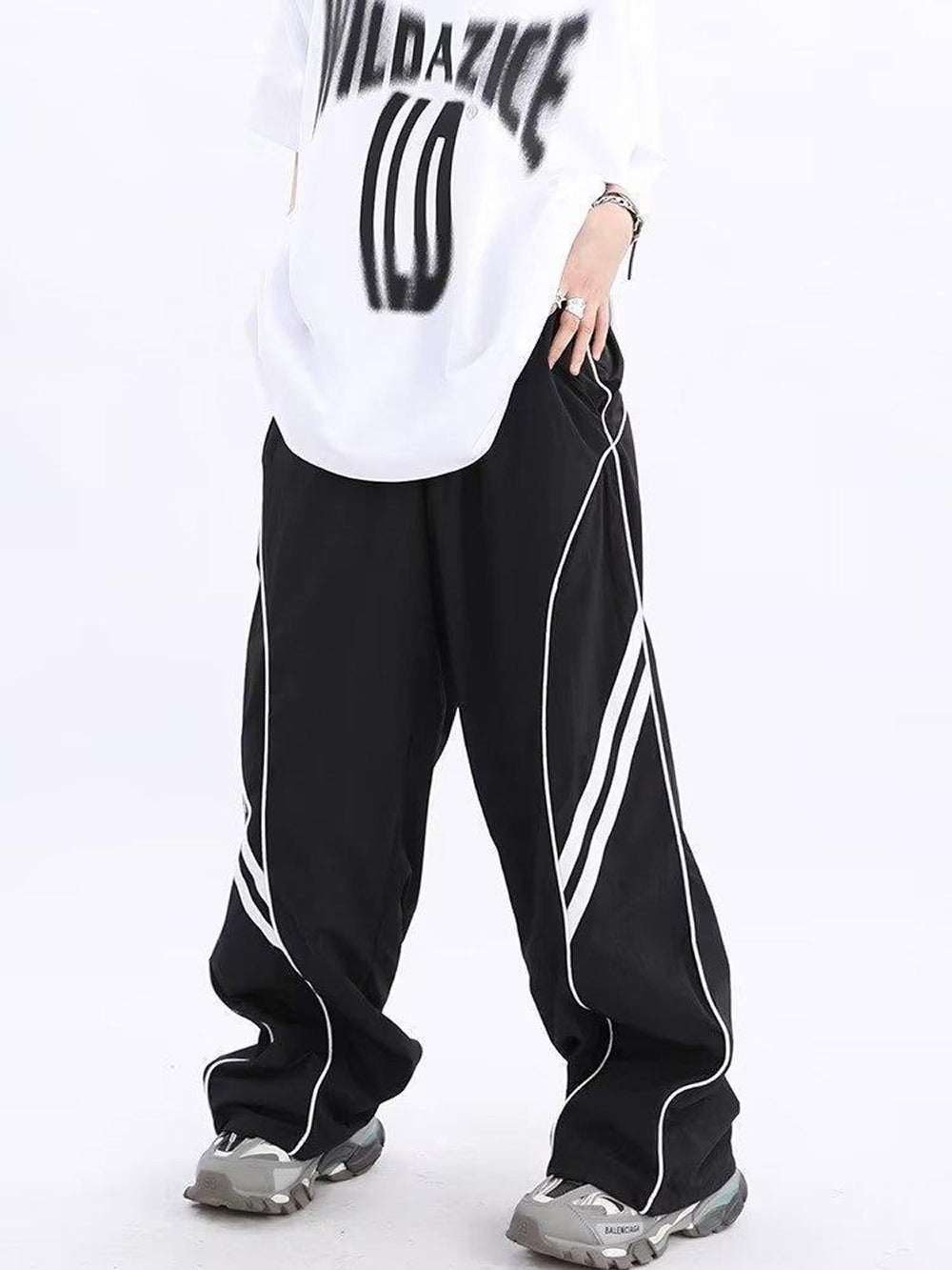 Men Loose Fit Trousers