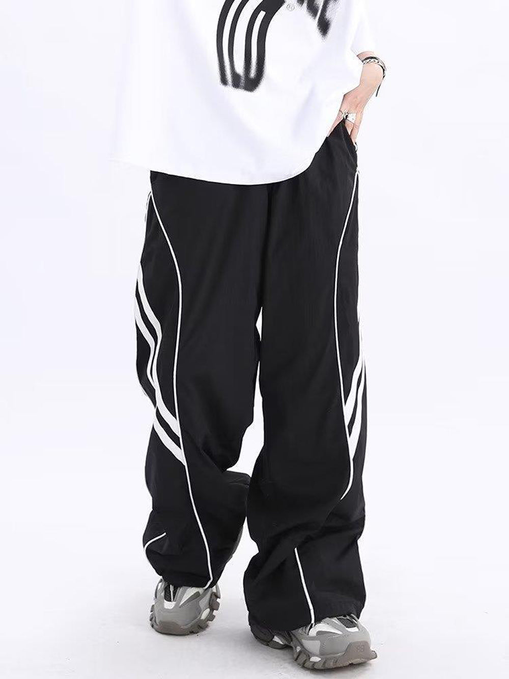 Men Loose Fit Trousers
