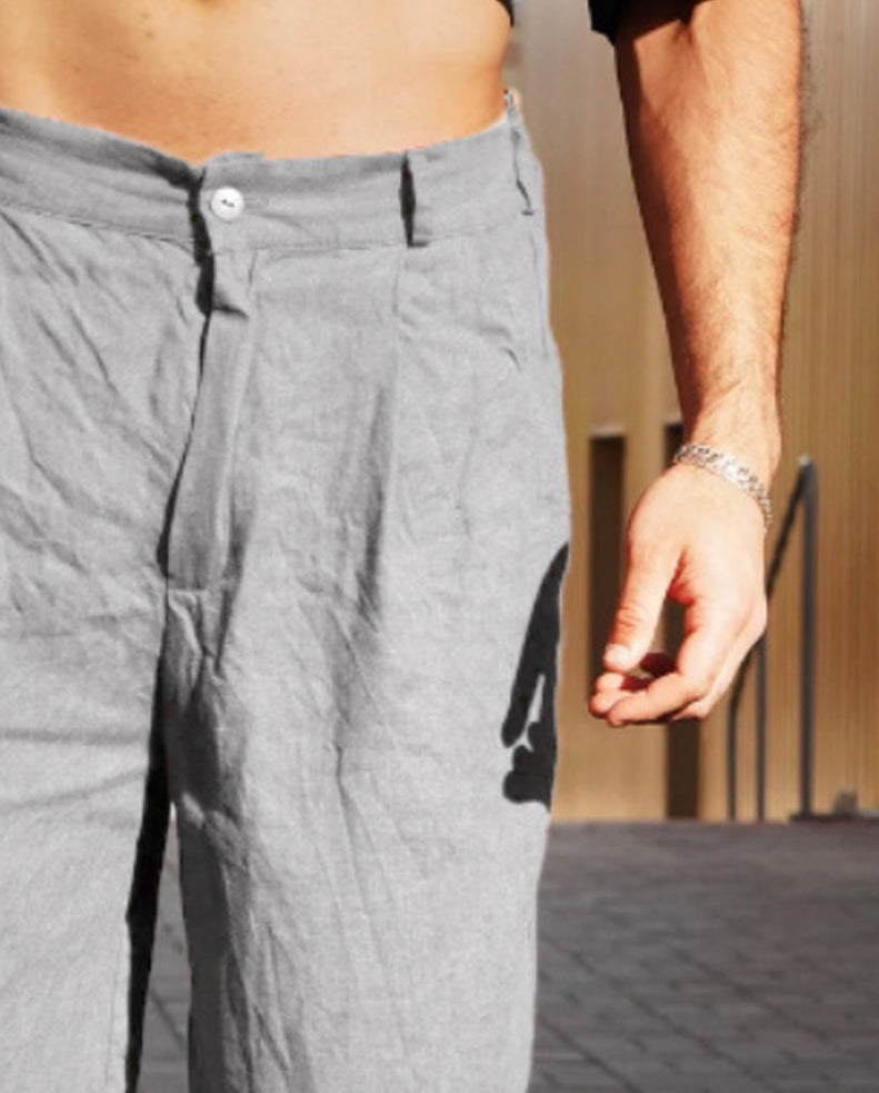 Men Easy Wash Low-Rise Regular Trousers